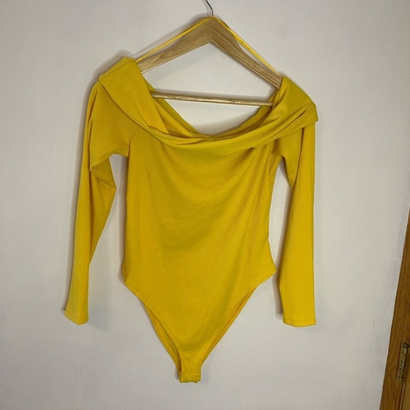 Sergio Hudson X Target Bright Yellow Off Shoulder Bodysuit - Picture 8 of 8